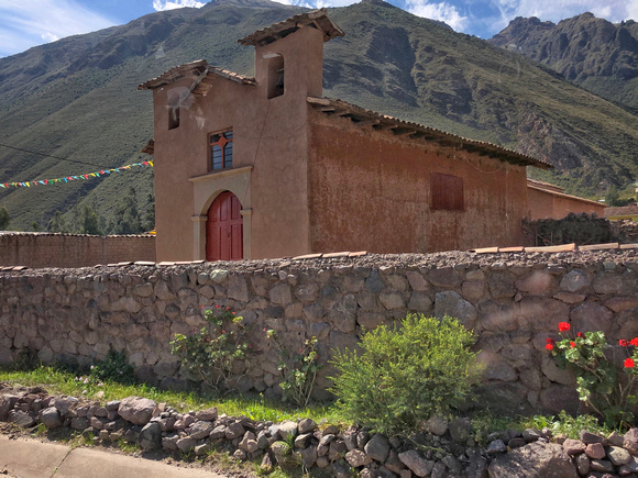 Traveling Around the Sacred Valley